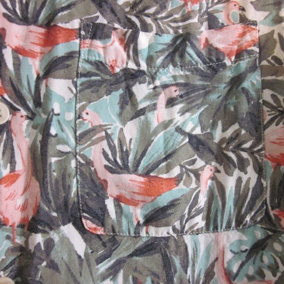 Goodiellow & Co Shirt Size Small Flamingo Palm Tree Print Button Up Hawaiian - Picture 3 of 4